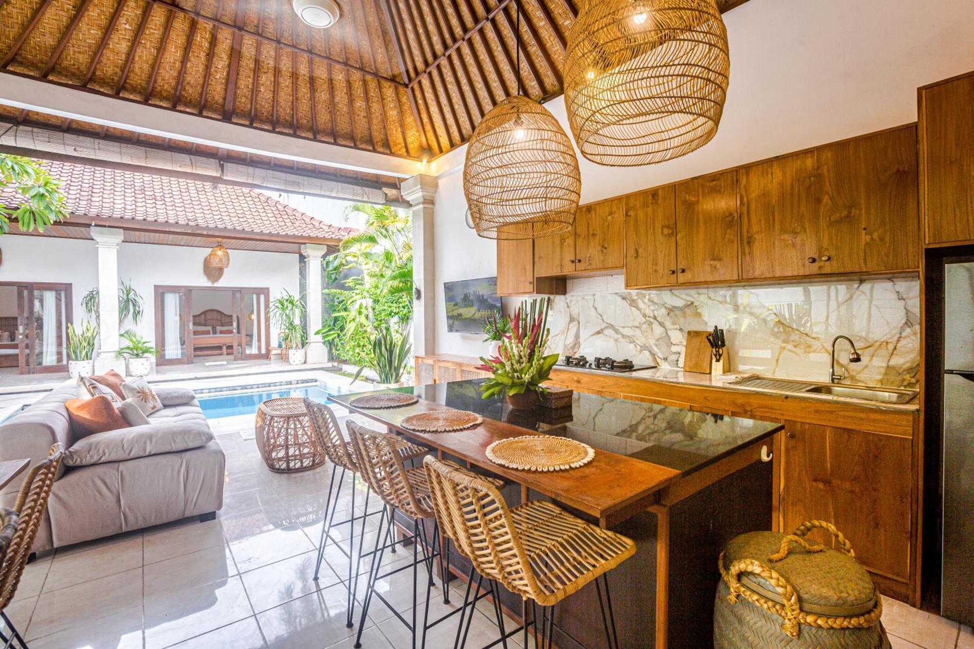 Deba 2 By Bali Solutions Villa