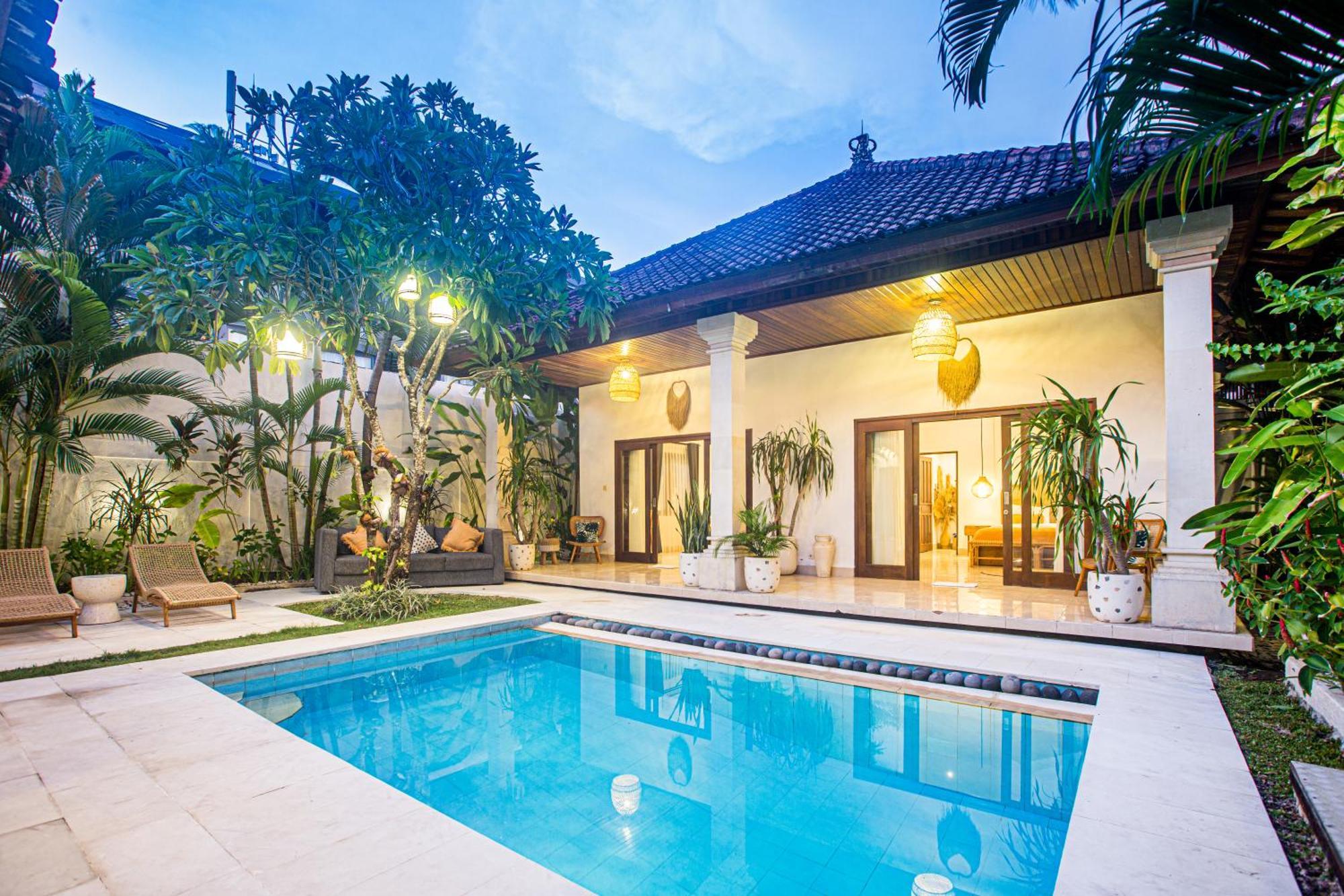 Deba 2 By Bali Solutions * Seminyak (Bali)