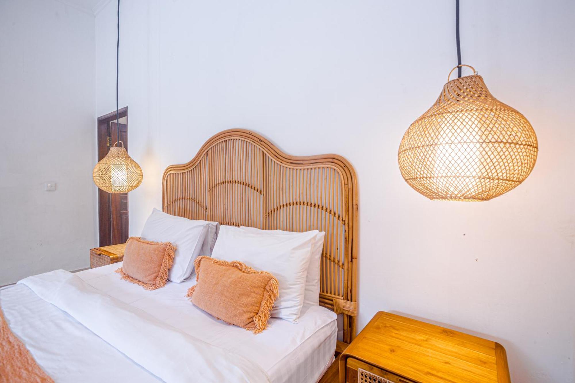 Deba 2 By Bali Solutions * Seminyak (Bali)